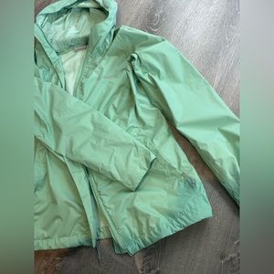 Green Columbia light weight rain jacket! 😊